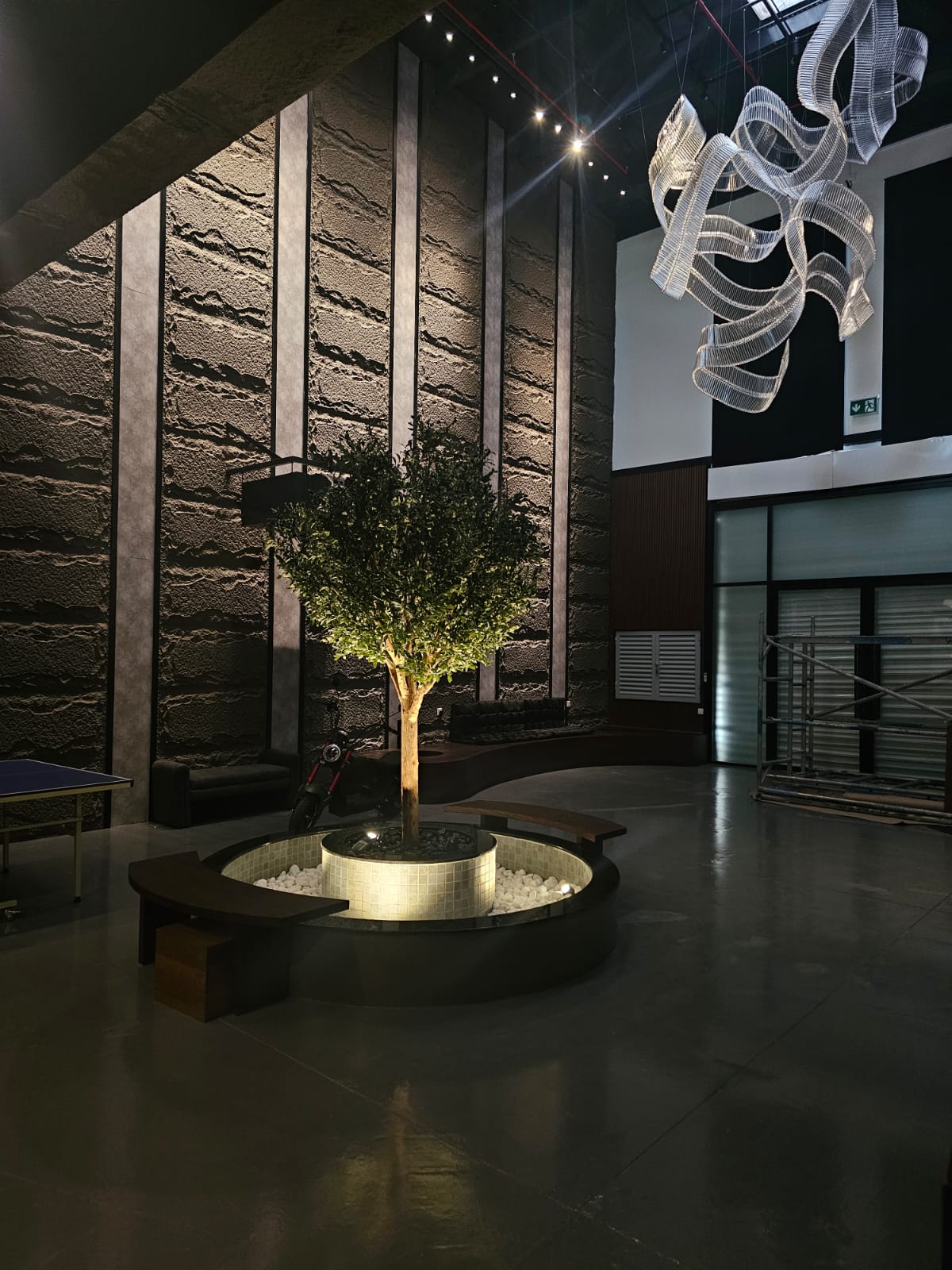 Flooring, Wall Finishes & Painting image 17